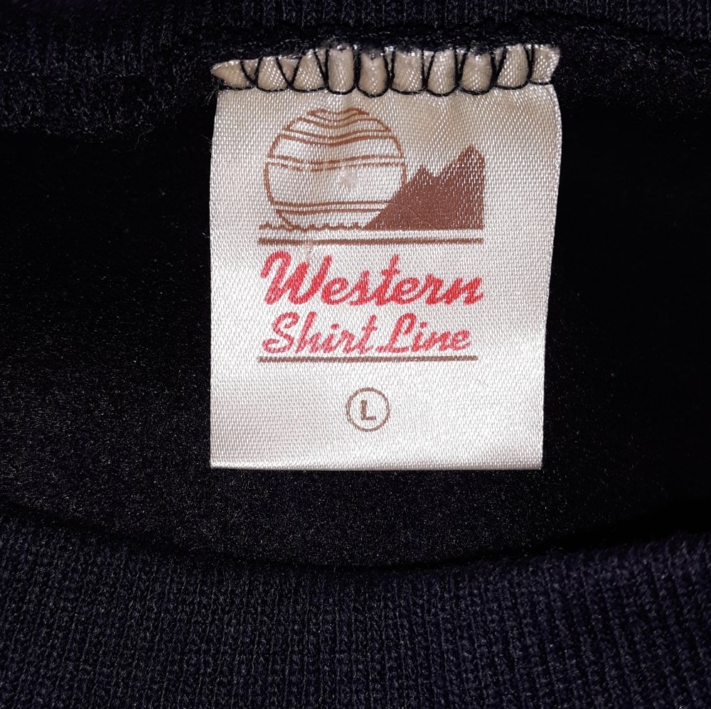 Vintage 92' all over Wolf print sweatshirt sz LG - Picture 4 of 4